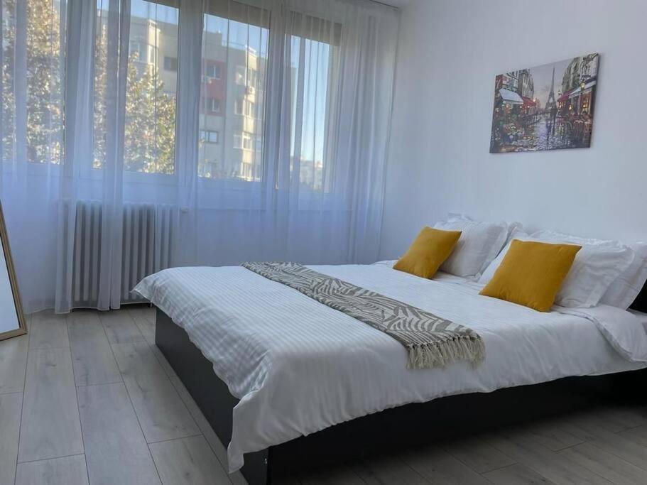 Mav Bucharest Apartment Exterior photo